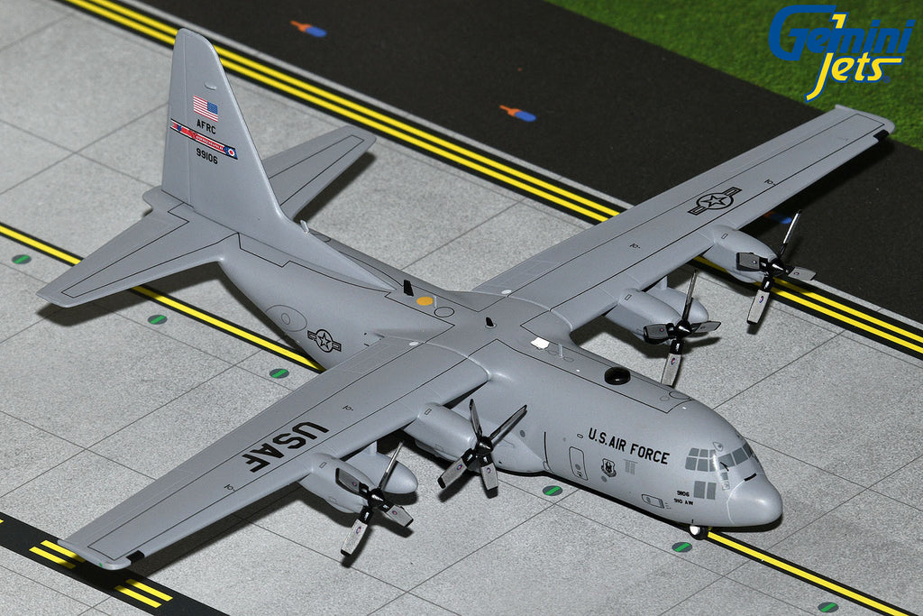 GeminiJets G2AFO1296 1:200 U.S. Air Force Lockheed C-130H Hercules (Youngstown ARS)