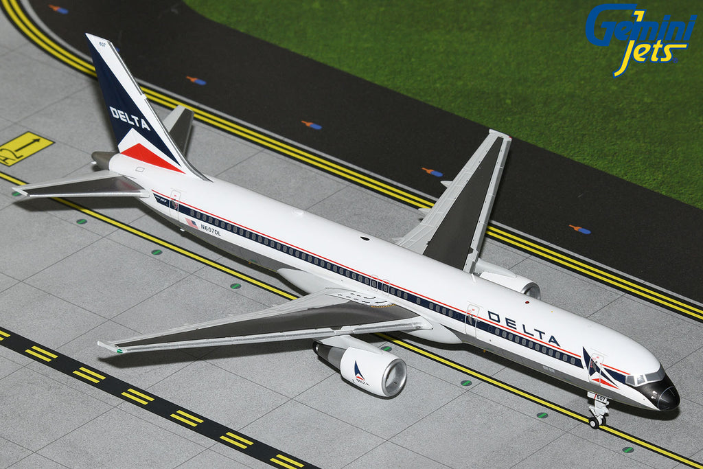 GeminiJets G2DAL1263 1:200 Delta Air Lines Boeing 757-200 "Widget" N607DL