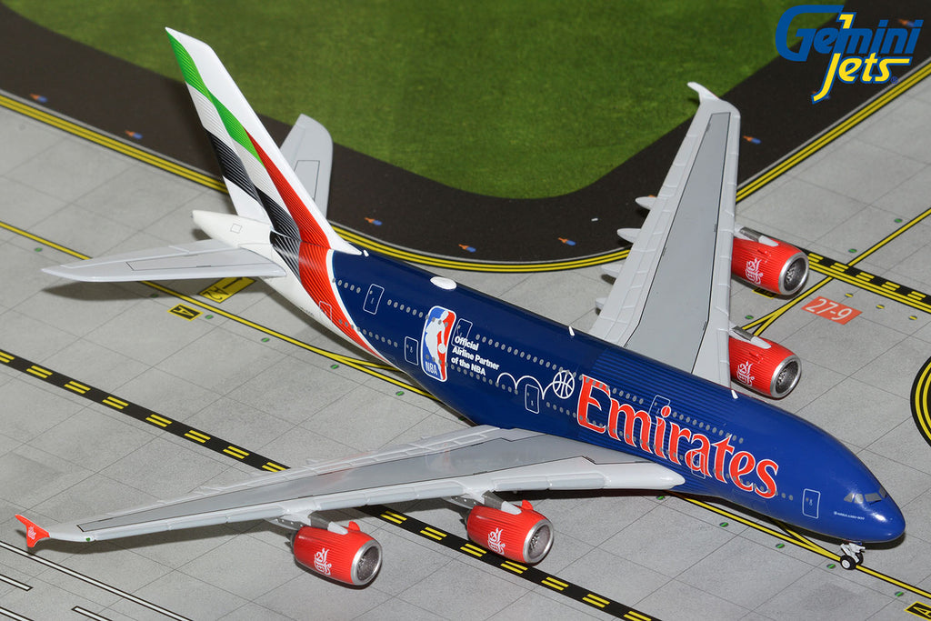 GeminiJets GJUAE2271 1:400 Emirates Airbus A380 "NBA" A6-EOD